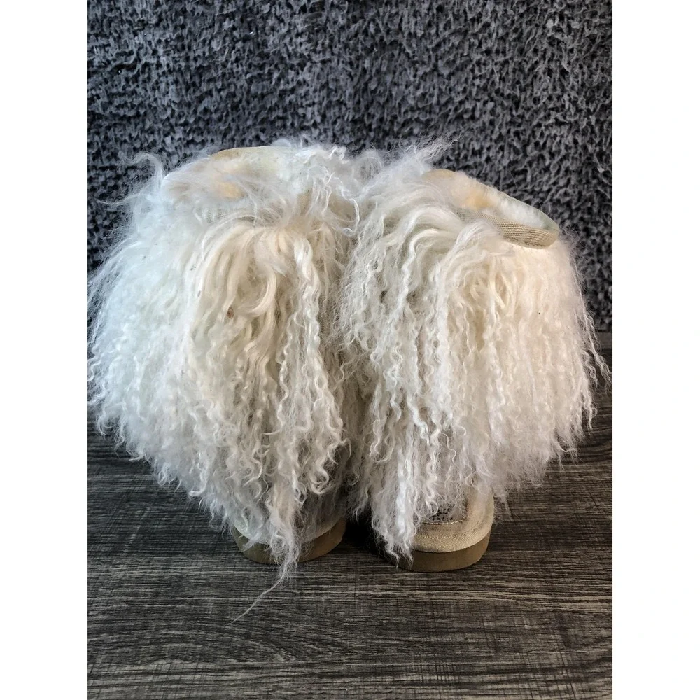 UGG Boots Womens Size 6 White Suede Shearling Fur Cuff Lined Winter 1875